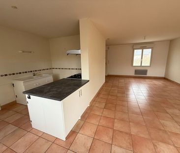 Location maison 4 pièces, 89.77m², Feneu - Photo 4