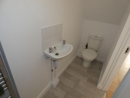 Studio to rent - Photo 4