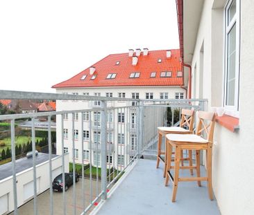 Apartament z balkonem przy Jasnych Błoniach - Photo 3