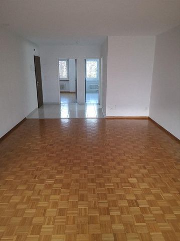 Ruhig gelegene 3- Zimmerwohnung in Thun-Dürrenast - Photo 2