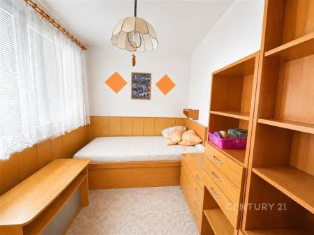 Pronájem krásného a slunného bytu 4+1 v Blatné - Photo 2