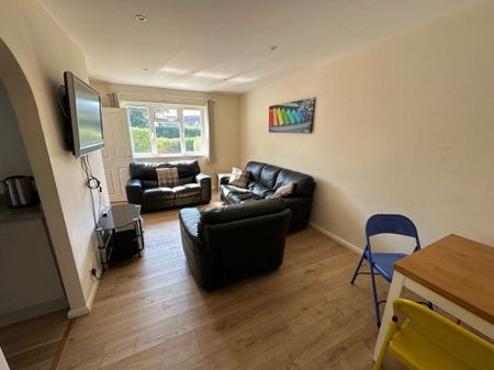 Titup Hall Drive, Headington, Oxford - Photo 2