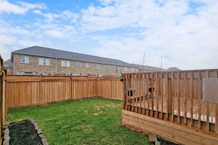 For Lease - 156 Leney Street, Ajax, Ontario - Photo 2