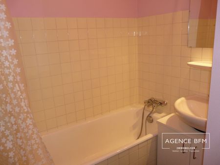 Location Appartement 2 pièces 42m² ANNECY 74000 - Photo 2