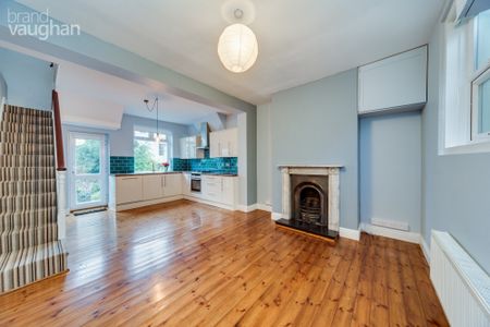 3 bedroom terraced house to rent - Photo 5