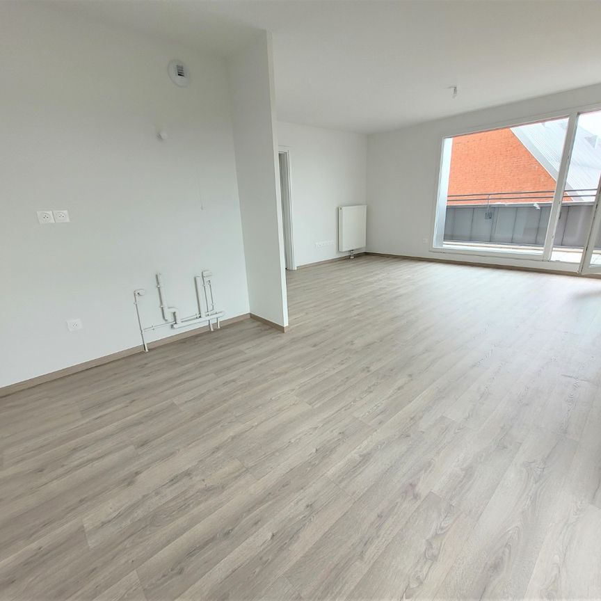 Location Appartement 3 pièces 74m² MARQUETTE LEZ LILLE 59520 - Photo 1
