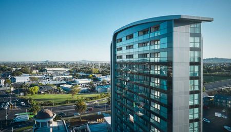 Beautiful Studio apartment in the heart of Manukau City - Photo 2