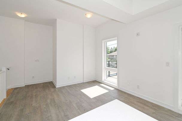 For Lease - 35 Birchcliff Avenue Unit# 2, Toronto, Ontario - Photo 1