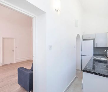 Broadhurst Gardens, Finchley Road, London, NW6 - Photo 5