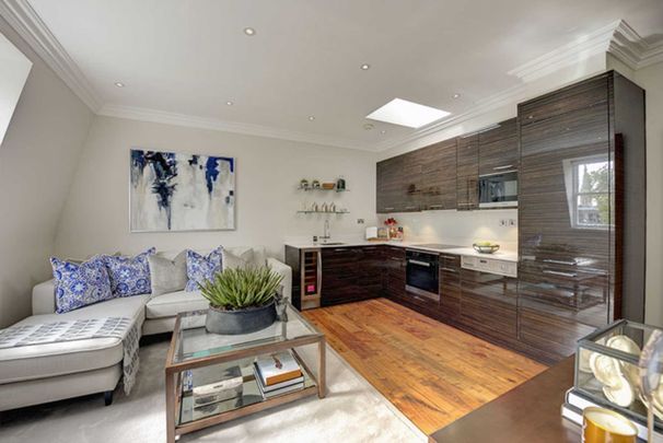 2 bed flat to rent - Photo 1