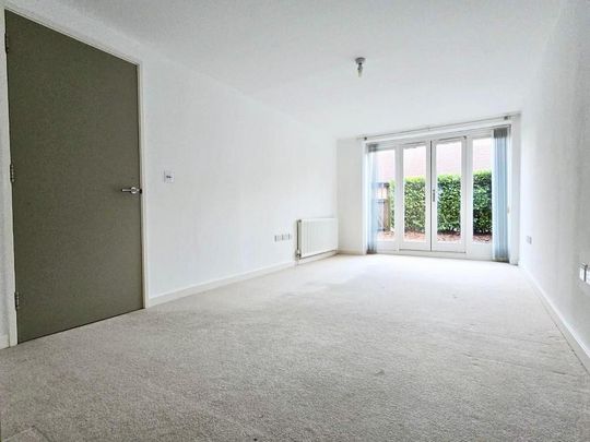 3 bedroom maisonette to rent - Photo 1