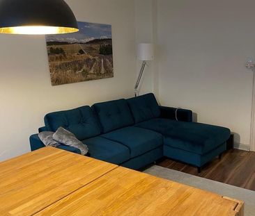 Zentrale 2-Zimmer Wohnung mit Balkon - Foto 2