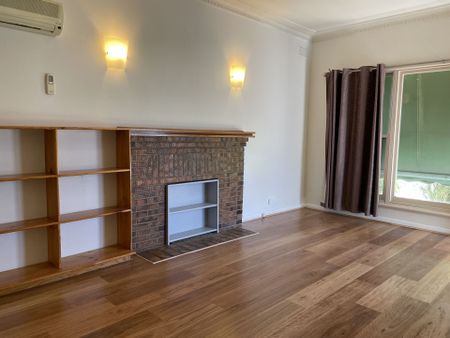 296 Holdsworth Road, North Bendigo - Photo 3
