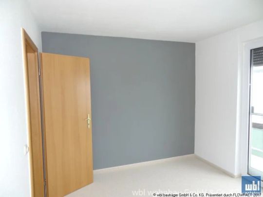 Wohnen ganz oben - ruhige, schöne 3,5 - Zi.- Dachgeschosswohnung - Foto 1