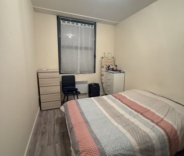 Location Appartement 2 pièces 56m² MONTAIGU VENDEE 85600 - Photo 2