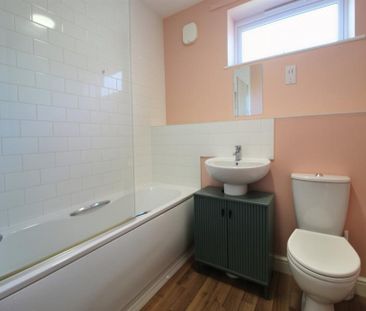 1 Bedroom Apartment To Let - Photo 6