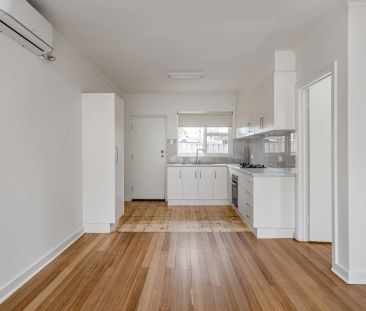 Renovated two bedroom unit in popular lifestyle locale - Photo 4