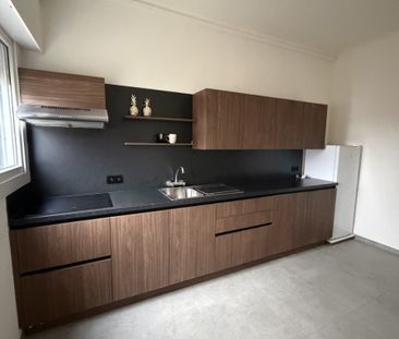 Leuke rijwoning in centrum van Zwevezele met 3 slaapkamers! - Photo 4