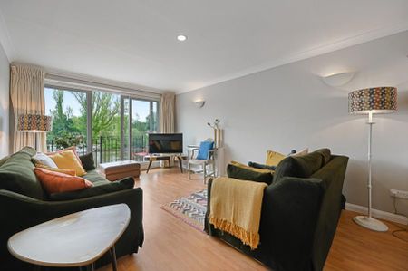 4 bedroom townhouse to rent - Photo 2