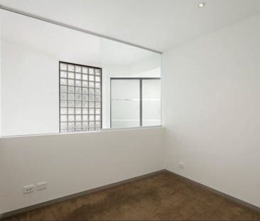 St Kilda Road - Photo 3