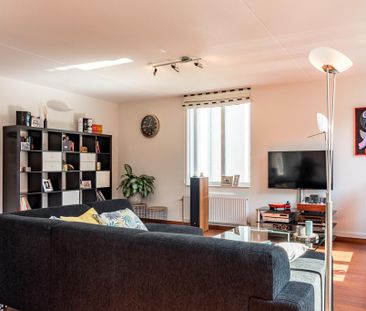 Te huur: Appartement Beneluxlaan in Almere - Photo 2
