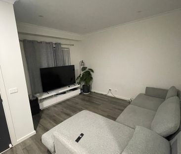 Noble Park - Photo 2