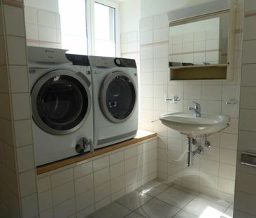 Char­man­te 2.5-Zim­mer­woh­nung mit­ten in Frau­en­feld - Photo 4