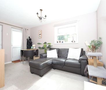 1 bedroom semi-detached house to rent - Photo 1