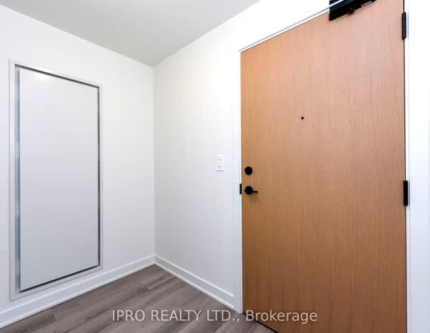 514-1440 Clarriage Court - Photo 1