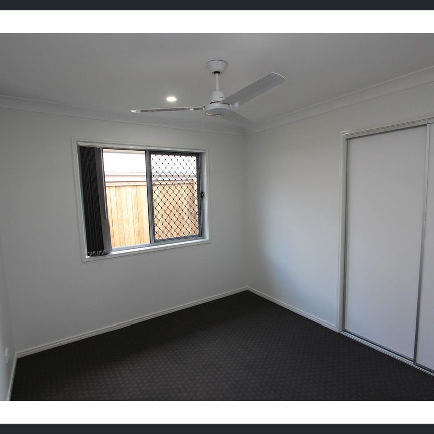 FAMILY HOME IN CONVENIENT LOCATION! - Photo 1