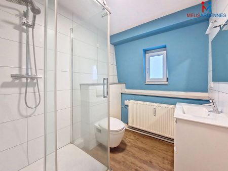 Appartement - à louer - 5000 Namur - 670 € - Photo 3