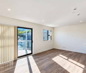 Manurewa, 2 bedrooms - Photo 1