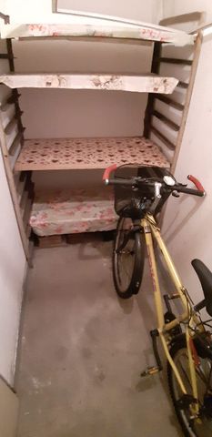Inchiriez apartament cu 1 camera decomandat in Deva, Pietroasa et 3 - Photo 2