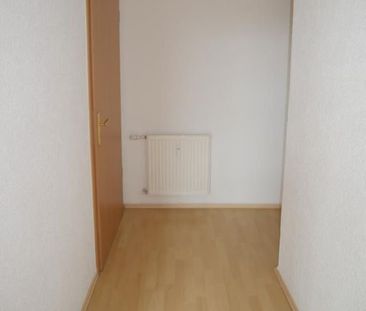 Optimal geschnittene 2-Zimmerwohnung mit EBK in Radebeul-Lindenau! - Photo 1