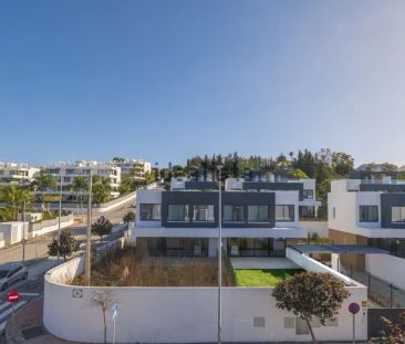 Alquiler de chalet pareado en Calle Amatista - Photo 4