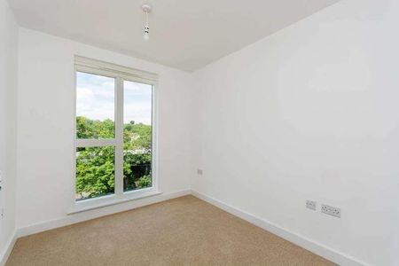 Ferdinand Court, Catford, SE6 - Photo 3