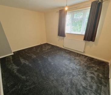 2 bedroom end of terrace house to rent - Photo 6