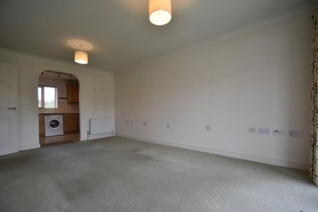 2 bedroom apartment to rent - Photo 4