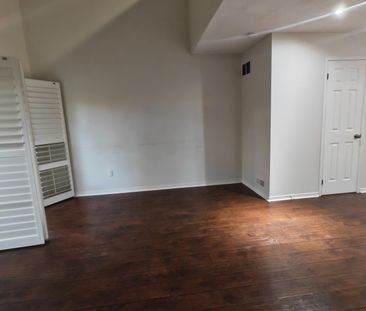 For Lease - 2110 Cleaver Avenue Unit# 215, Burlington, Ontario - Photo 5