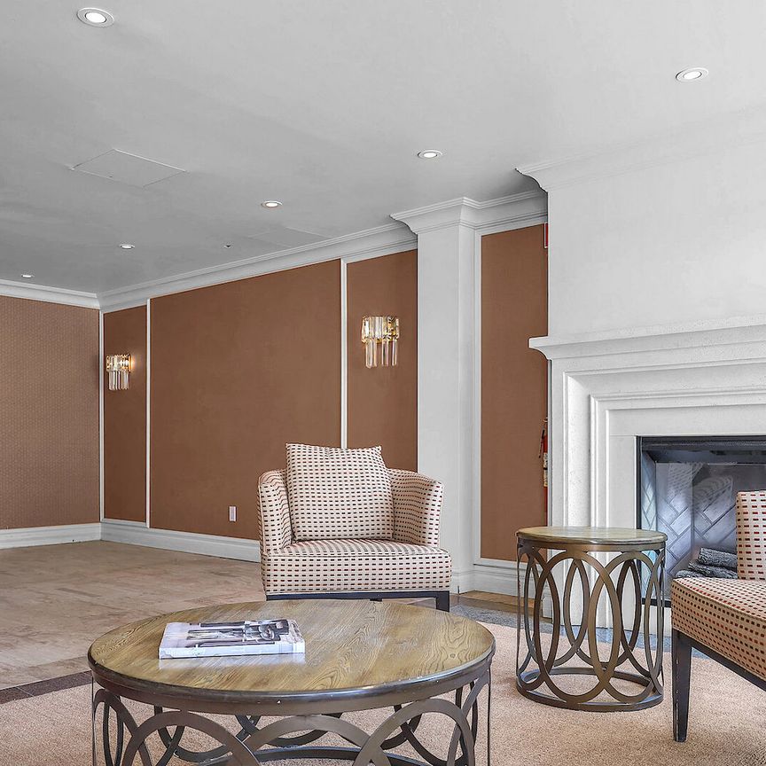 Apartment Building in the Heart of Westmount – 200 Kensington, Montreal - Photo 1