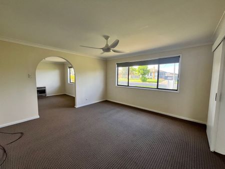 45 William Street, Goulburn, NSW 2580 - Photo 2