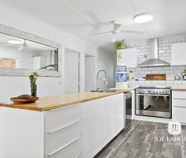 28 Pines Avenue, Cooroibah, Qld 4565 - Photo 2