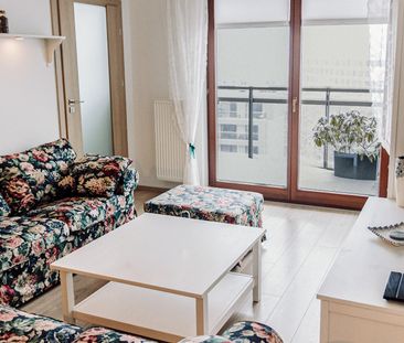Najwyższe piętro *al. Kijowska* 40m2 – balkon! - Zdjęcie 3