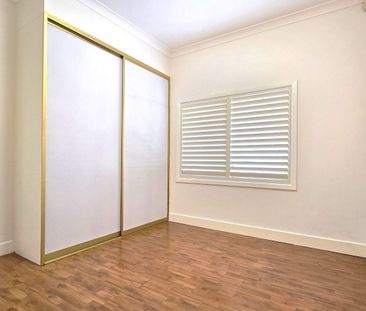 5-BEDROOM BRICK HOUSE FOR RENT - Photo 5