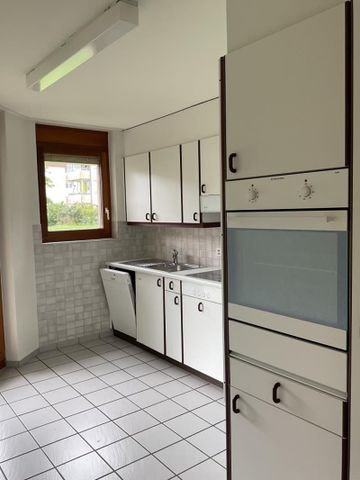 "Wohnung mit 2 Aussensitzplätze im Grünen in der nähe vom Bahnhof und E" - Photo 2