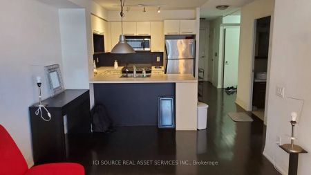 25 Carlton Street #1306 - Photo 2