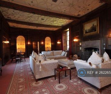 3 bedroom flat to rent - Photo 1