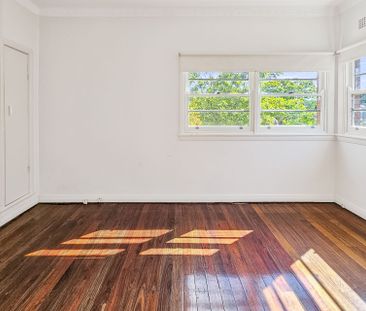 8 Lake Street, North Parramatta. - Photo 3