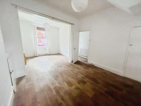 Roberts Road, St Leonards, Exeter, EX2 - Photo 1