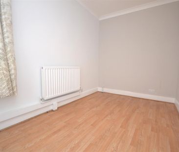 Shaftesbury Road, Reading, Berkshire - Photo 2